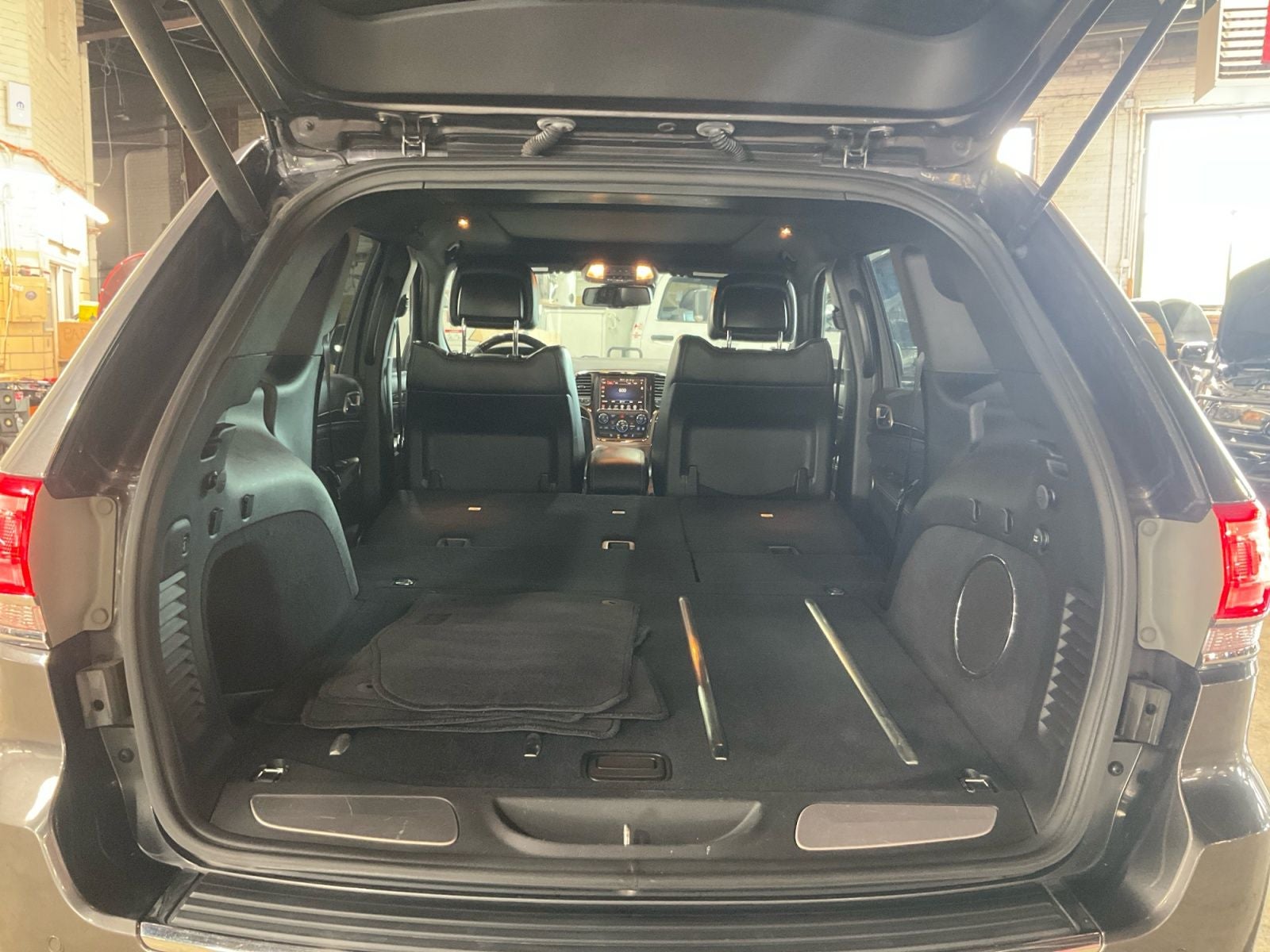 2016 Jeep Grand Cherokee Overland