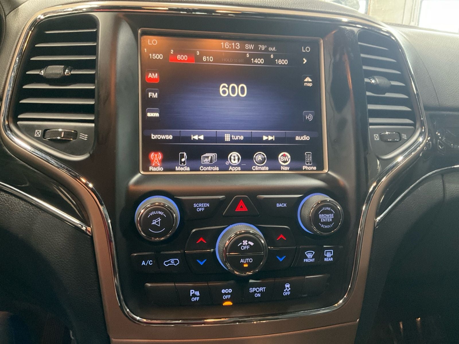 2016 Jeep Grand Cherokee Overland