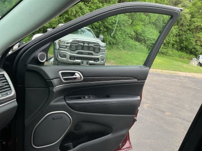 2017 Jeep Grand Cherokee Summit