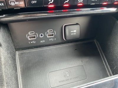 2022 Jeep Grand Cherokee Laredo 4x4