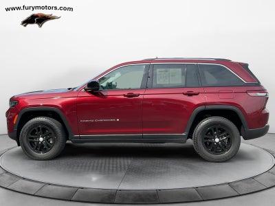 2022 Jeep Grand Cherokee Laredo 4x4