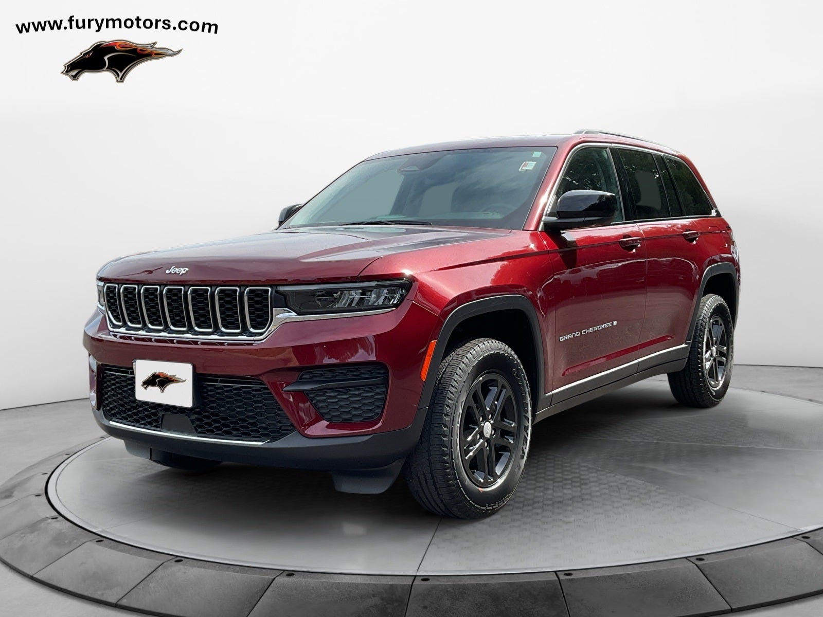2022 Jeep Grand Cherokee Laredo 4x4