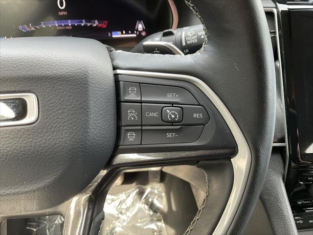 2022 Jeep Grand Cherokee Laredo 4x4