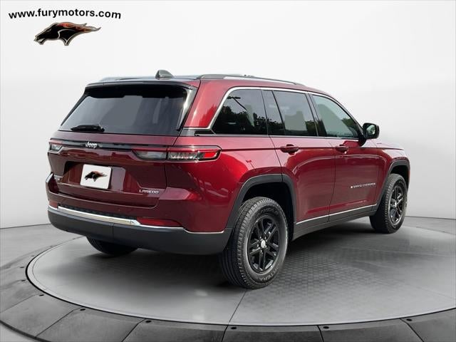 2022 Jeep Grand Cherokee Laredo 4x4