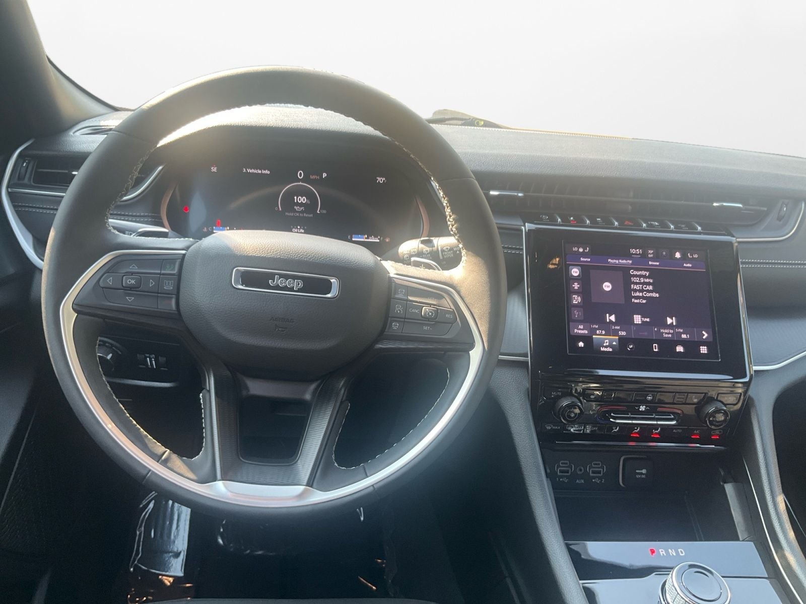 2025 Jeep Grand Cherokee Laredo 4x4