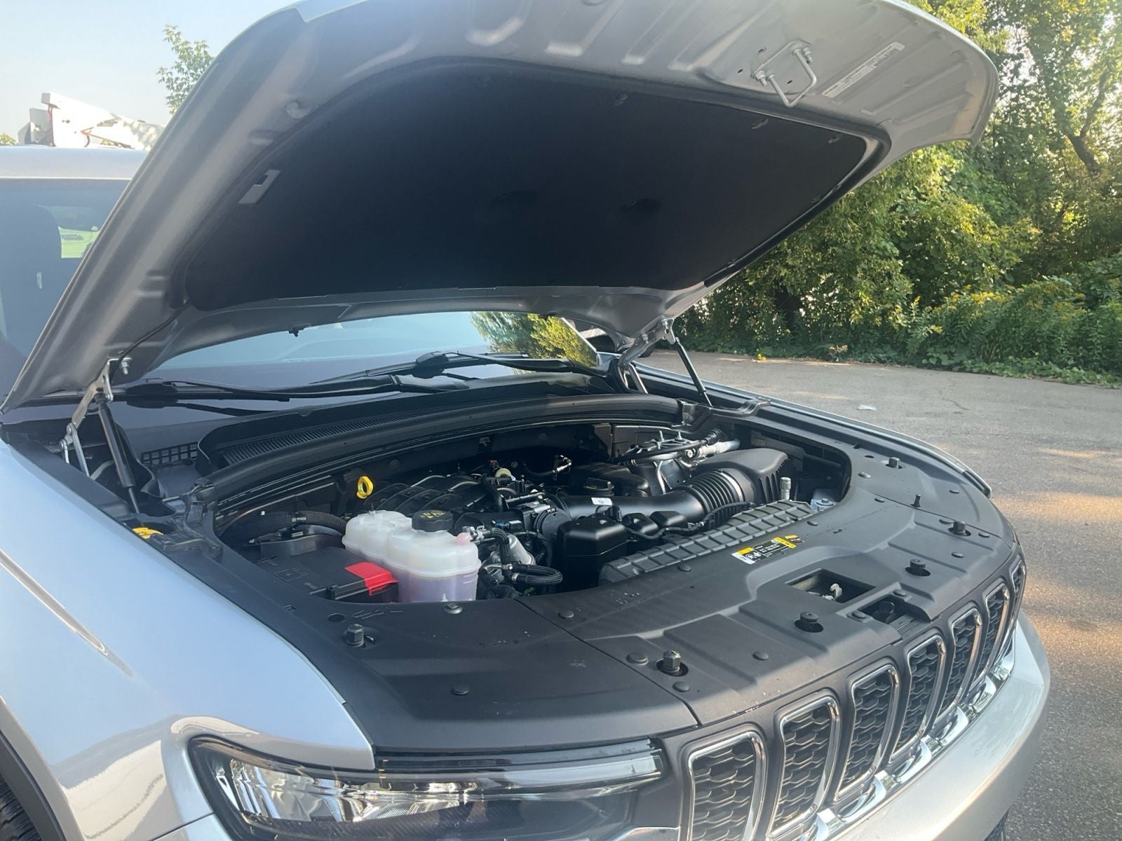 2025 Jeep Grand Cherokee Laredo 4x4