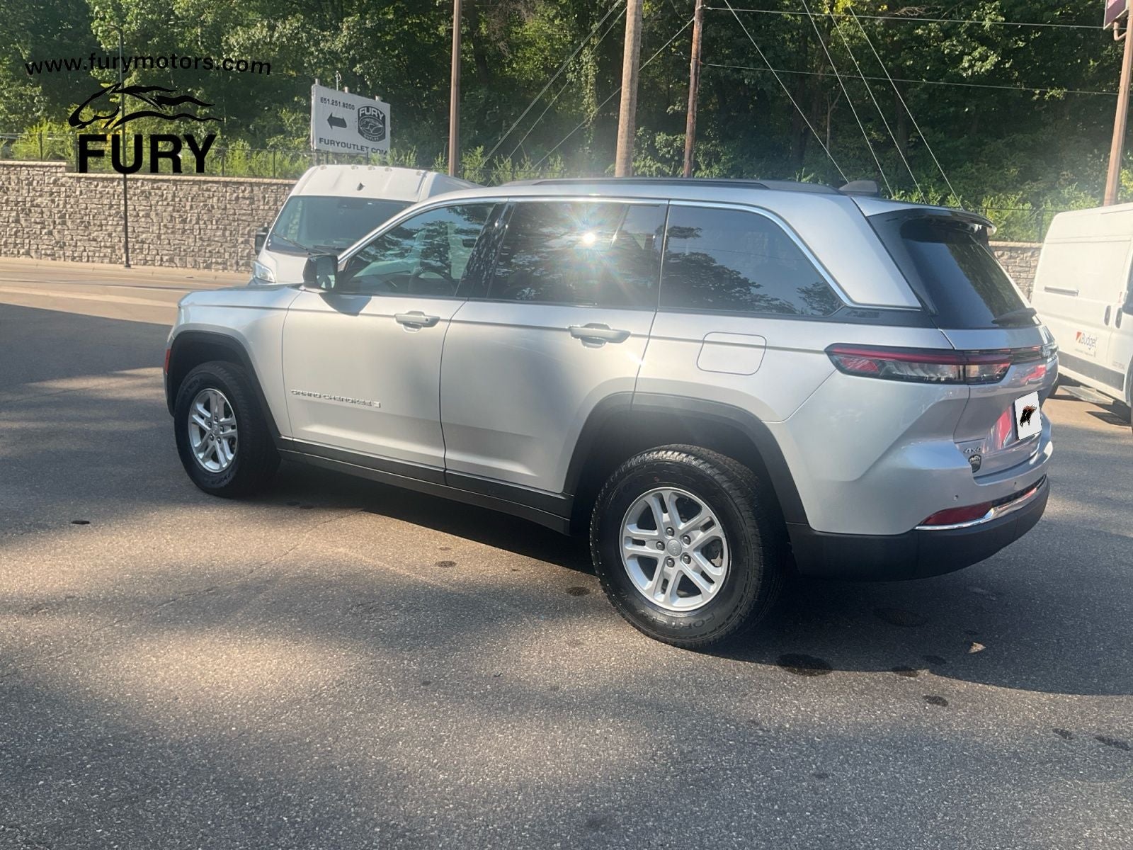 2025 Jeep Grand Cherokee Laredo 4x4