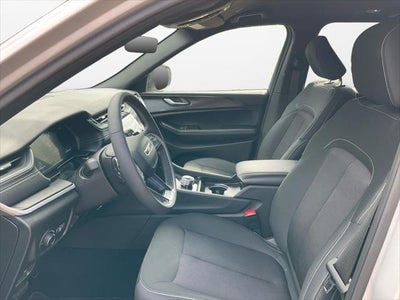 2025 Jeep Grand Cherokee Laredo 4x4