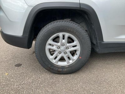 2025 Jeep Grand Cherokee Laredo 4x4
