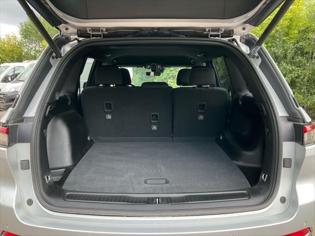 2025 Jeep Grand Cherokee Laredo 4x4