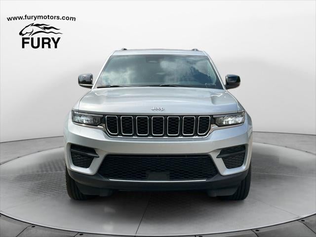 2025 Jeep Grand Cherokee Laredo 4x4