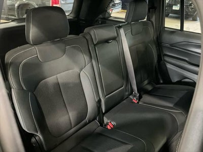 2024 Jeep Grand Cherokee Laredo 4x4