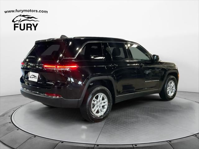 2024 Jeep Grand Cherokee Laredo 4x4