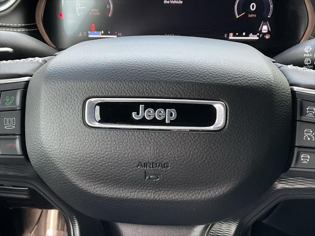 2025 Jeep Grand Cherokee Altitude 4x4