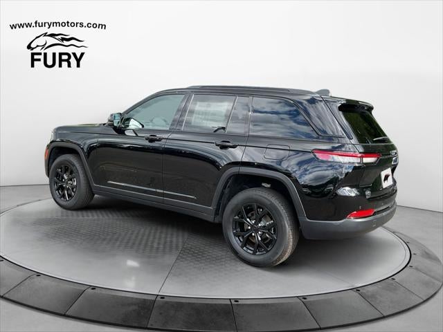 2025 Jeep Grand Cherokee Altitude 4x4