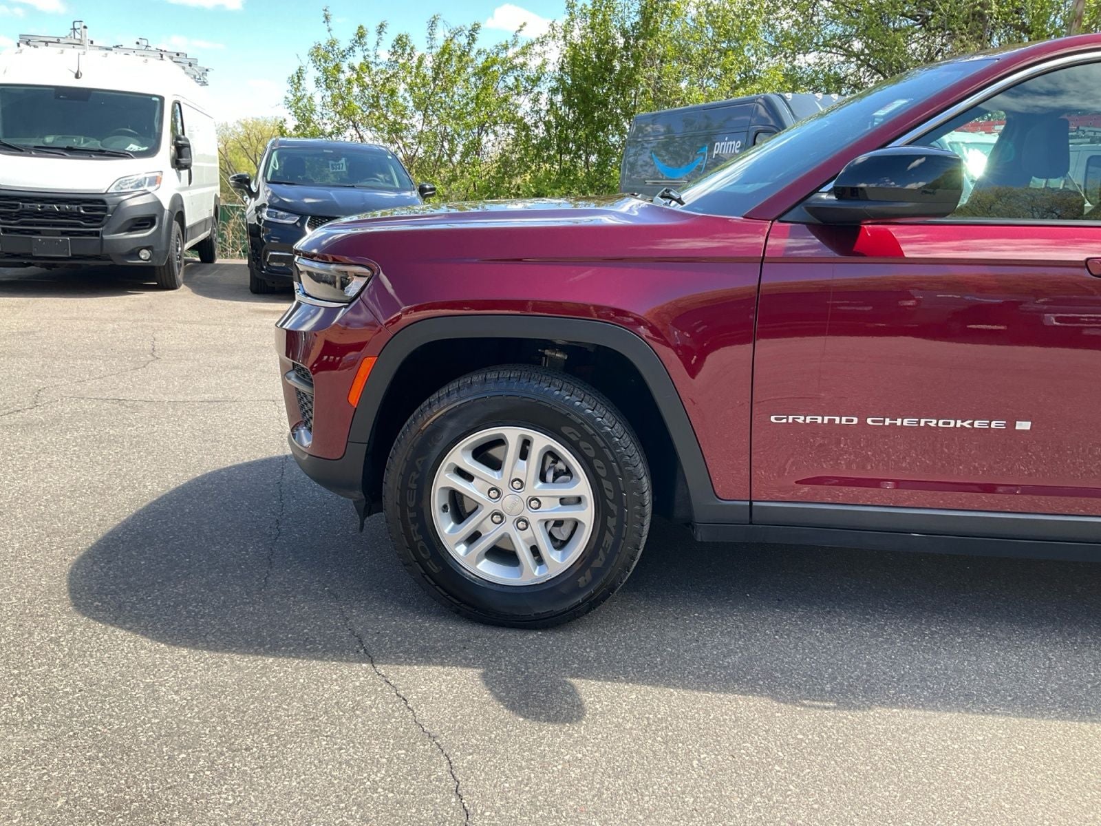 2025 Jeep Grand Cherokee Laredo