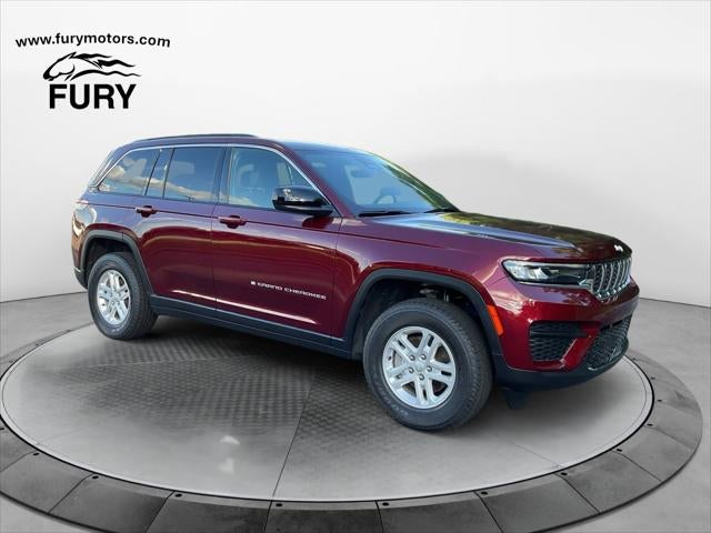 2025 Jeep Grand Cherokee Laredo 4x4