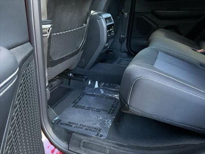 2025 Jeep Grand Cherokee Laredo 4x4