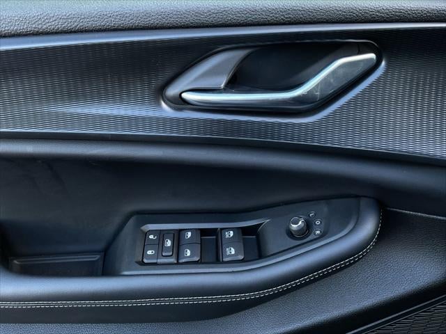 2025 Jeep Grand Cherokee Laredo 4x4