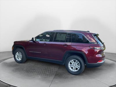 2025 Jeep Grand Cherokee Laredo 4x4