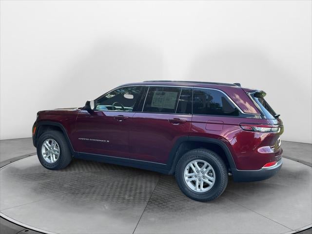 2025 Jeep Grand Cherokee Laredo 4x4