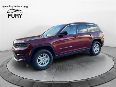 2025 Jeep Grand Cherokee Laredo 4x4