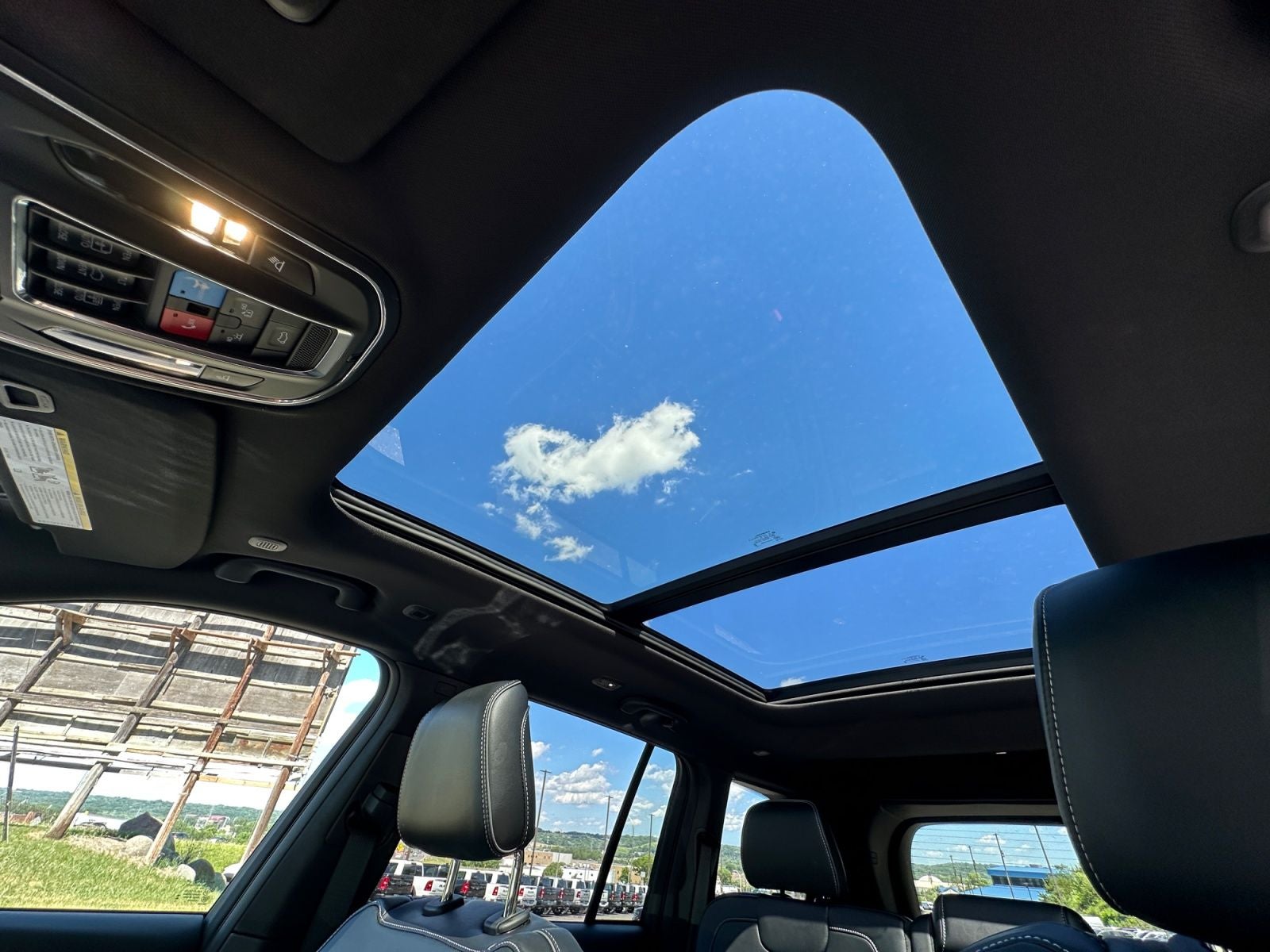 2025 Jeep Grand Cherokee Overland