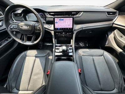 2025 Jeep Grand Cherokee Overland 4x4