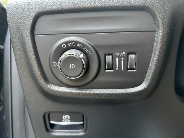 2025 Jeep Grand Cherokee Overland 4x4