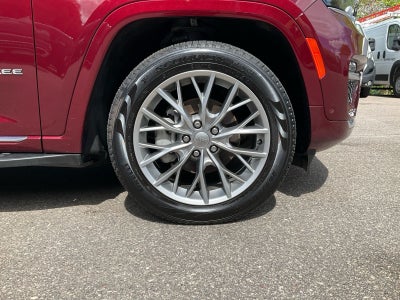 2024 Jeep Grand Cherokee Summit