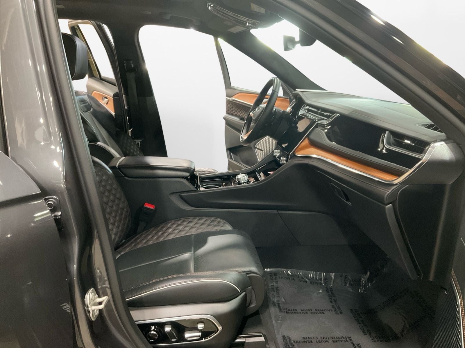 2024 Jeep Grand Cherokee Summit