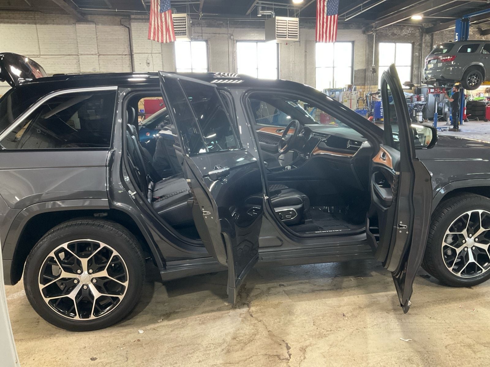 2024 Jeep Grand Cherokee Summit
