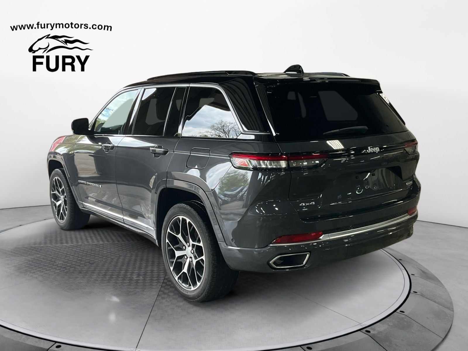 2024 Jeep Grand Cherokee Summit