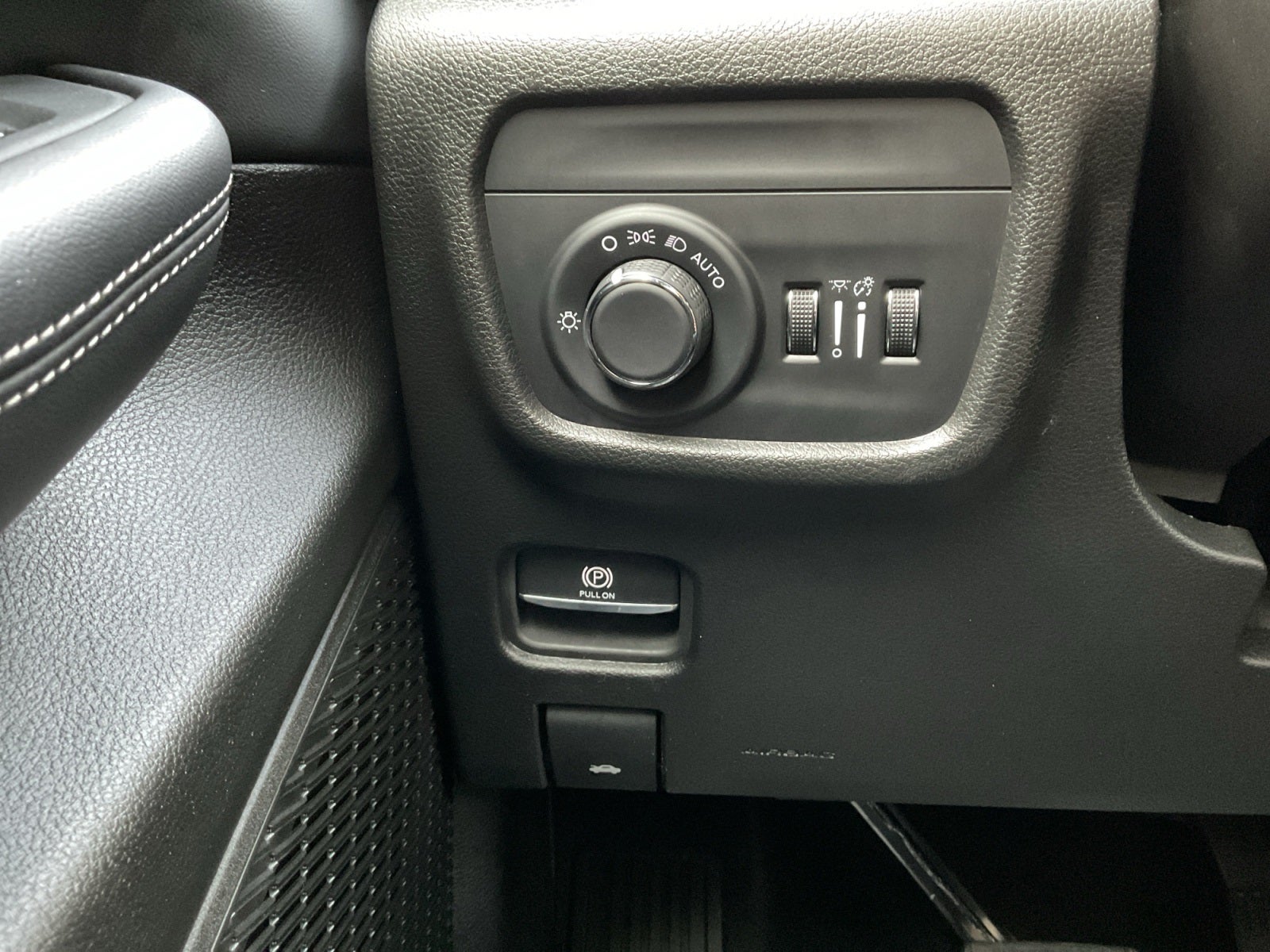 2024 Jeep Grand Cherokee L Altitude X 4x4