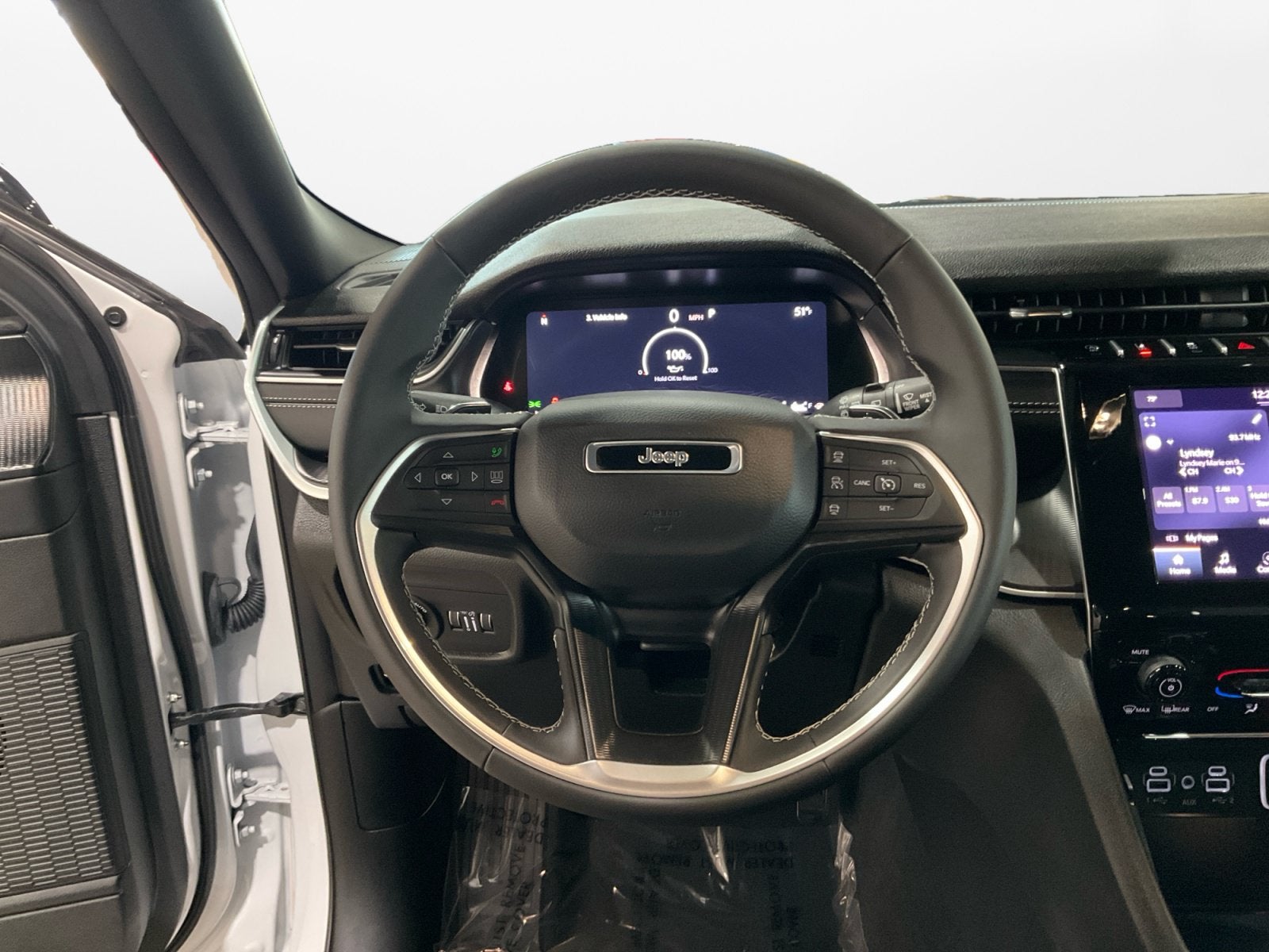 2025 Jeep Grand Cherokee L Laredo 4x4