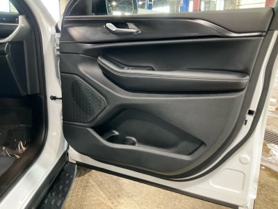 2025 Jeep Grand Cherokee L Laredo 4x4