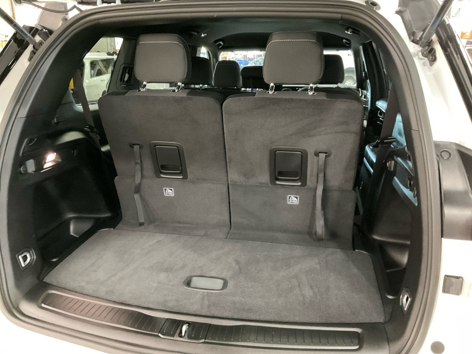 2025 Jeep Grand Cherokee L Laredo 4x4