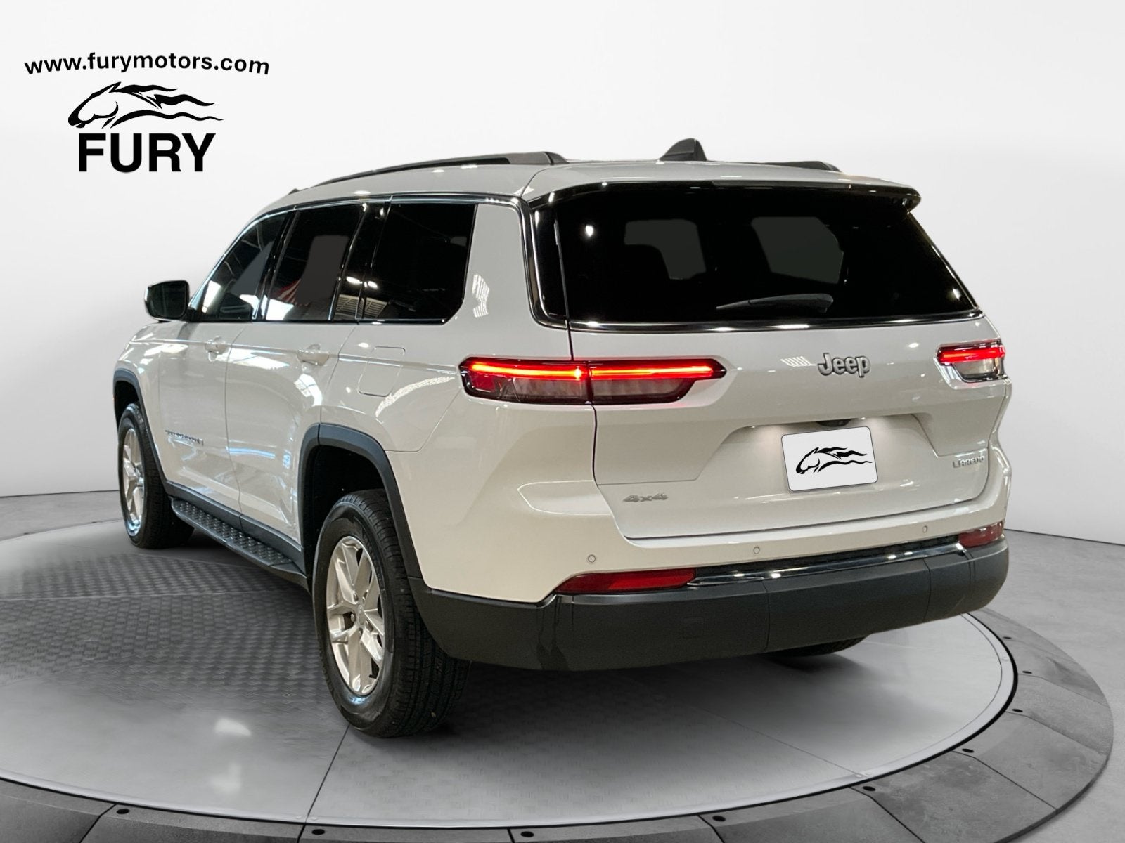 2025 Jeep Grand Cherokee L Laredo 4x4