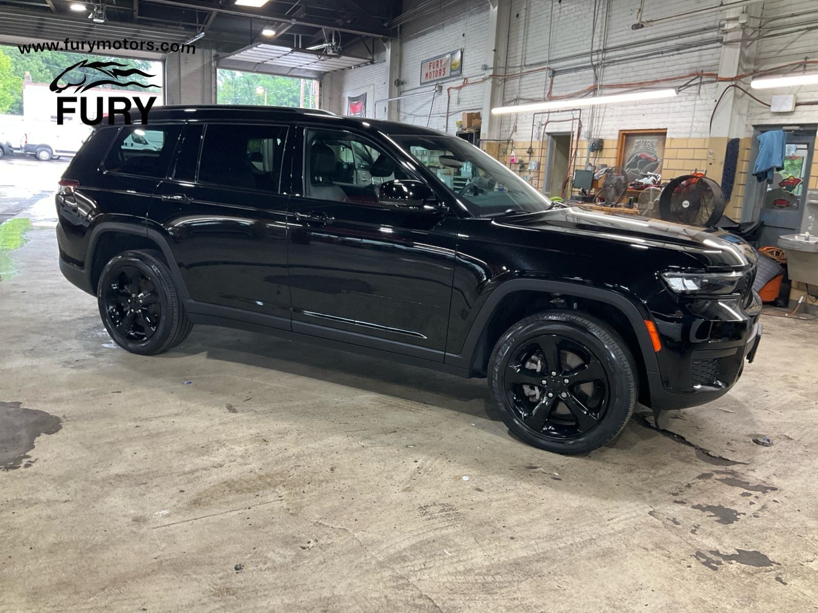 2023 Jeep Grand Cherokee L Altitude