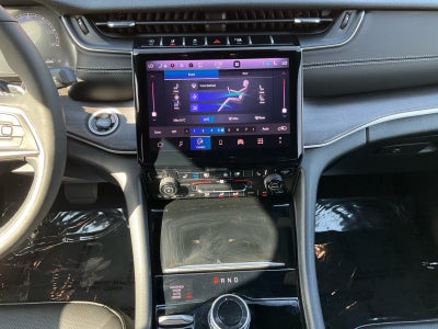 2025 Jeep Grand Cherokee L Limited 4x4