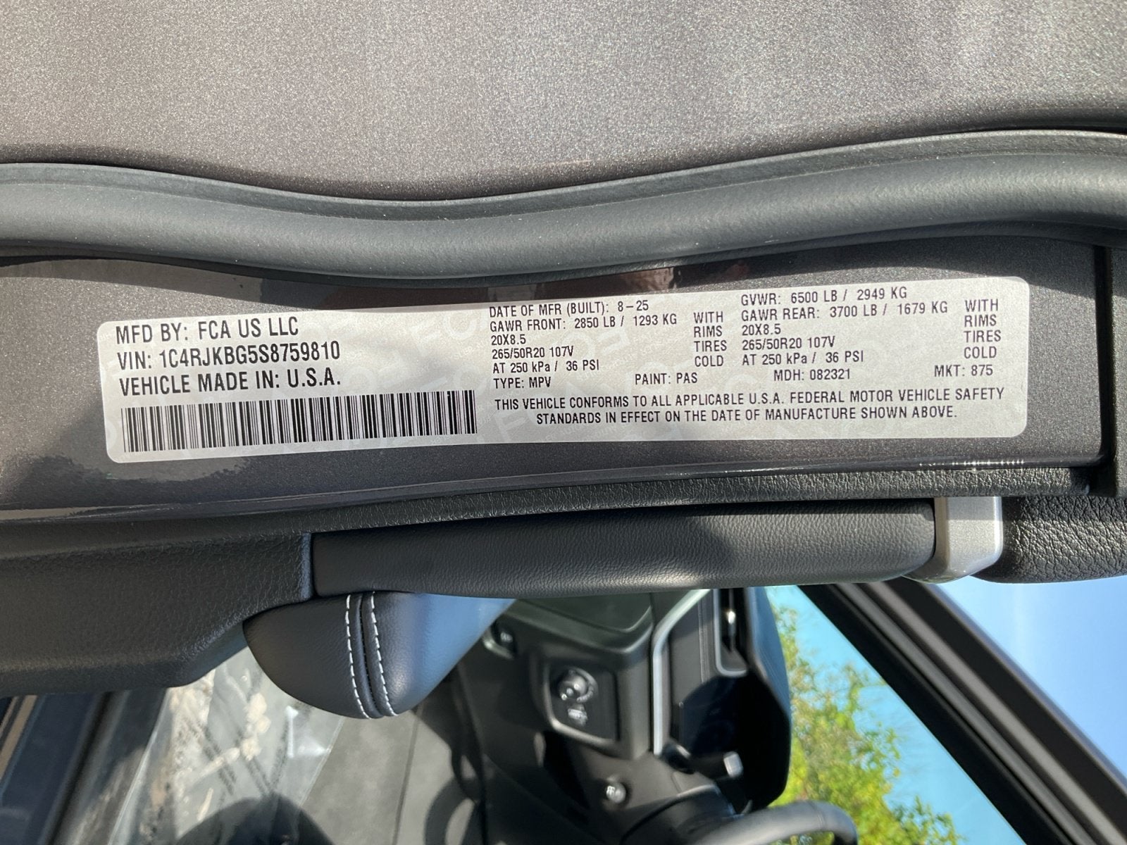 2025 Jeep Grand Cherokee L Limited 4x4