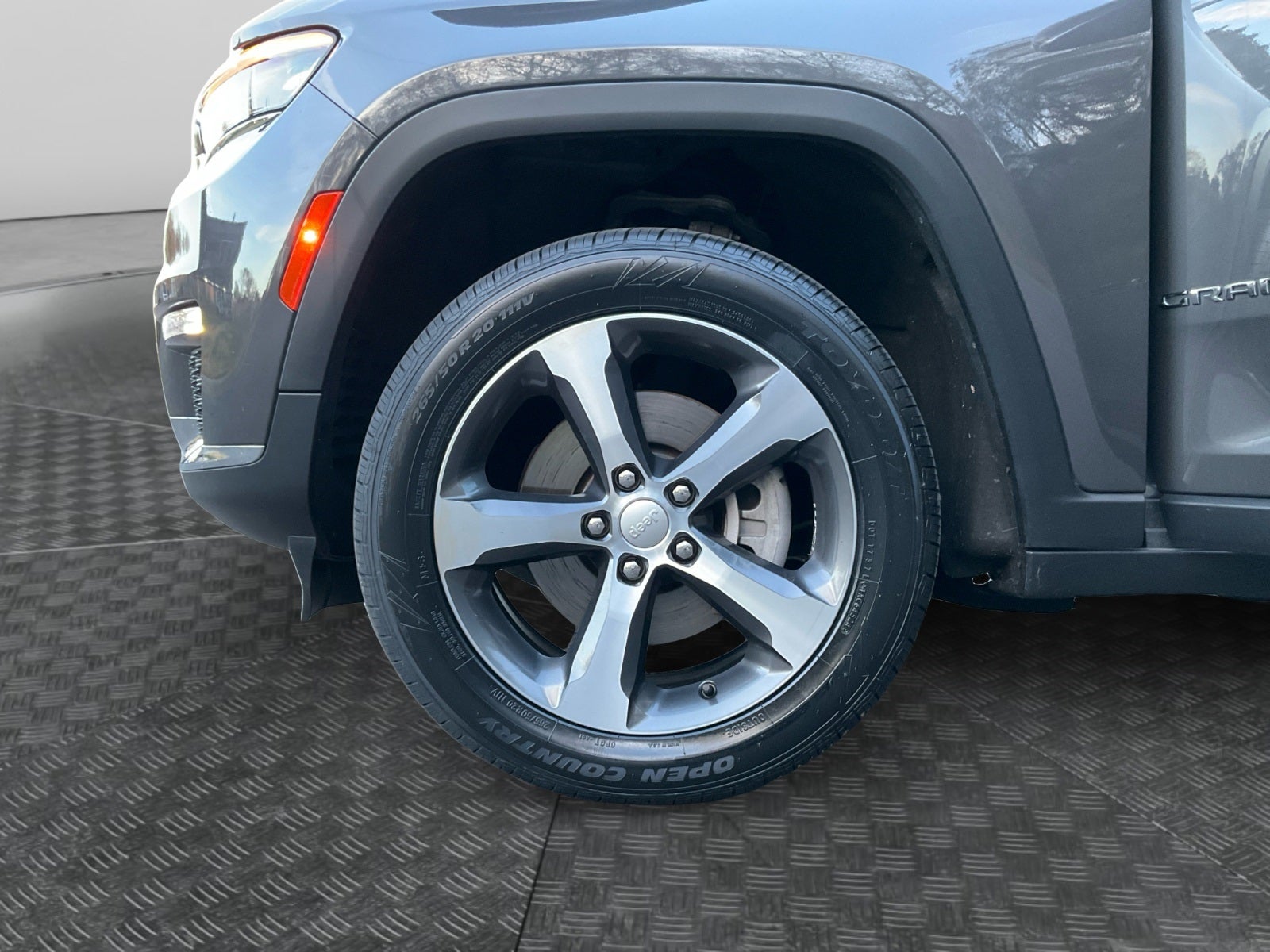 2023 Jeep Grand Cherokee L Limited 4x4