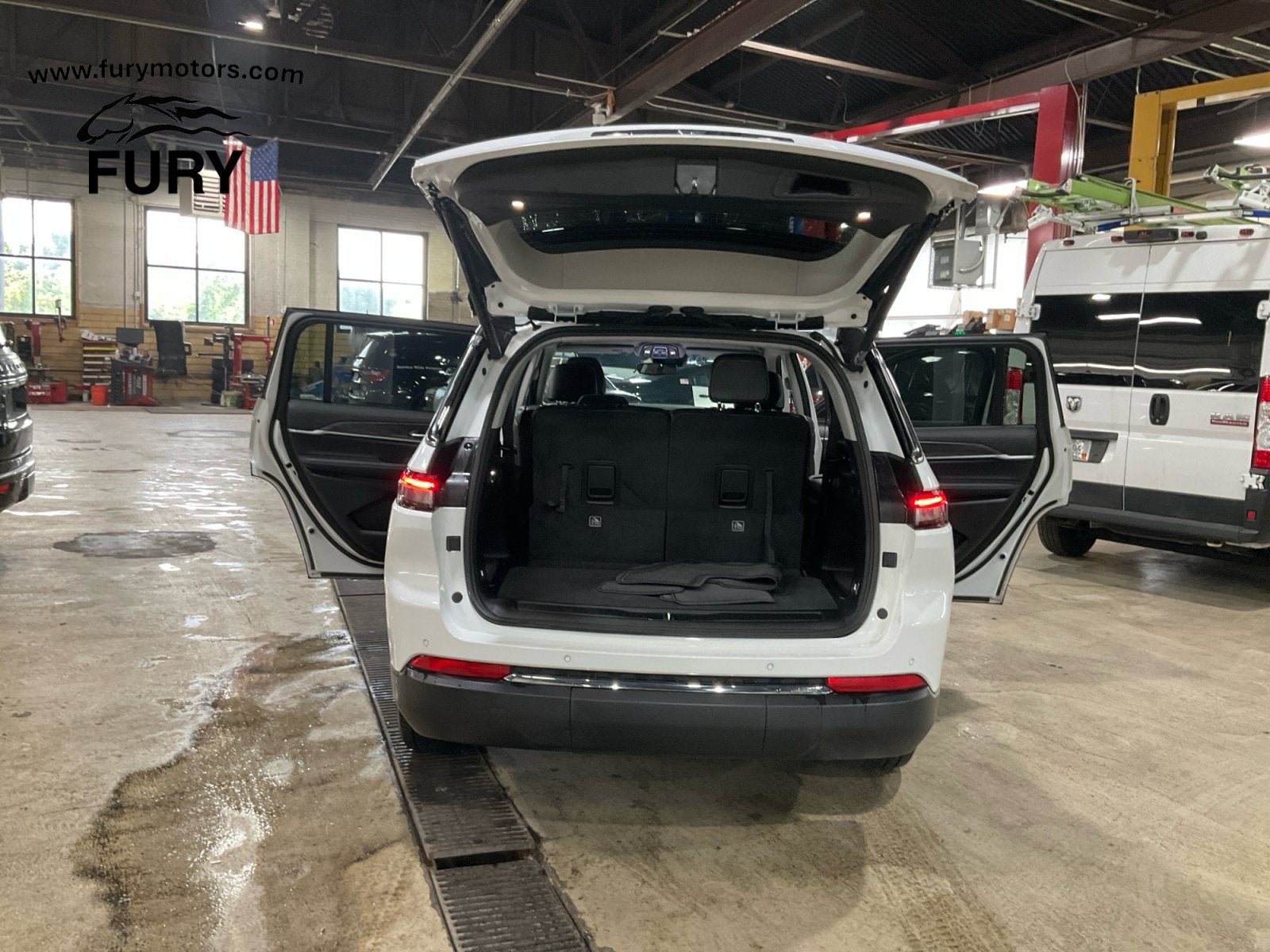 2024 Jeep Grand Cherokee L Limited 4x4