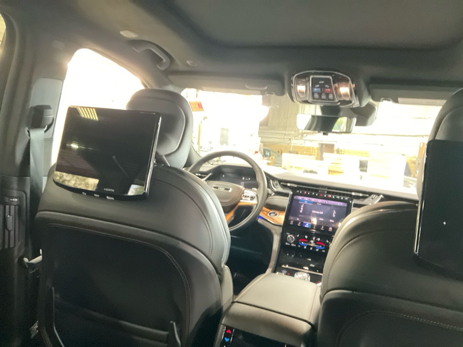 2023 Jeep Grand Cherokee L Summit Reserve