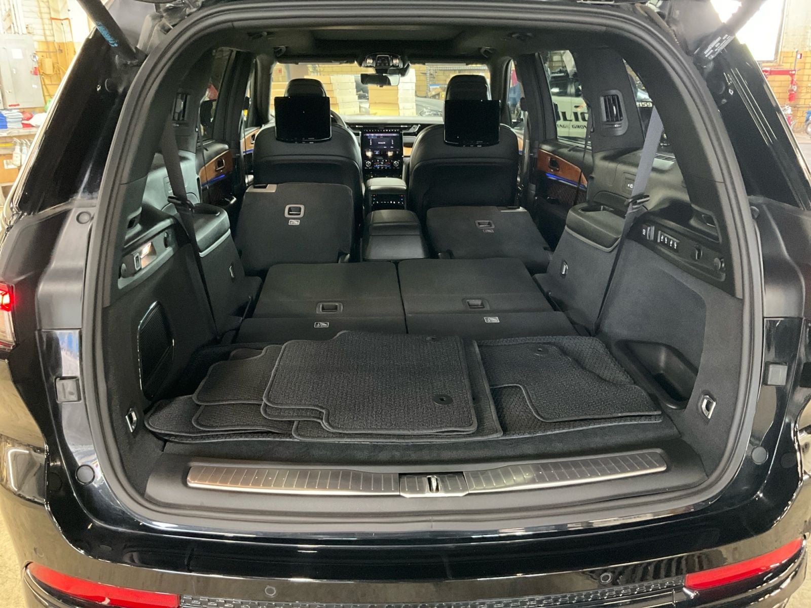 2023 Jeep Grand Cherokee L Summit Reserve