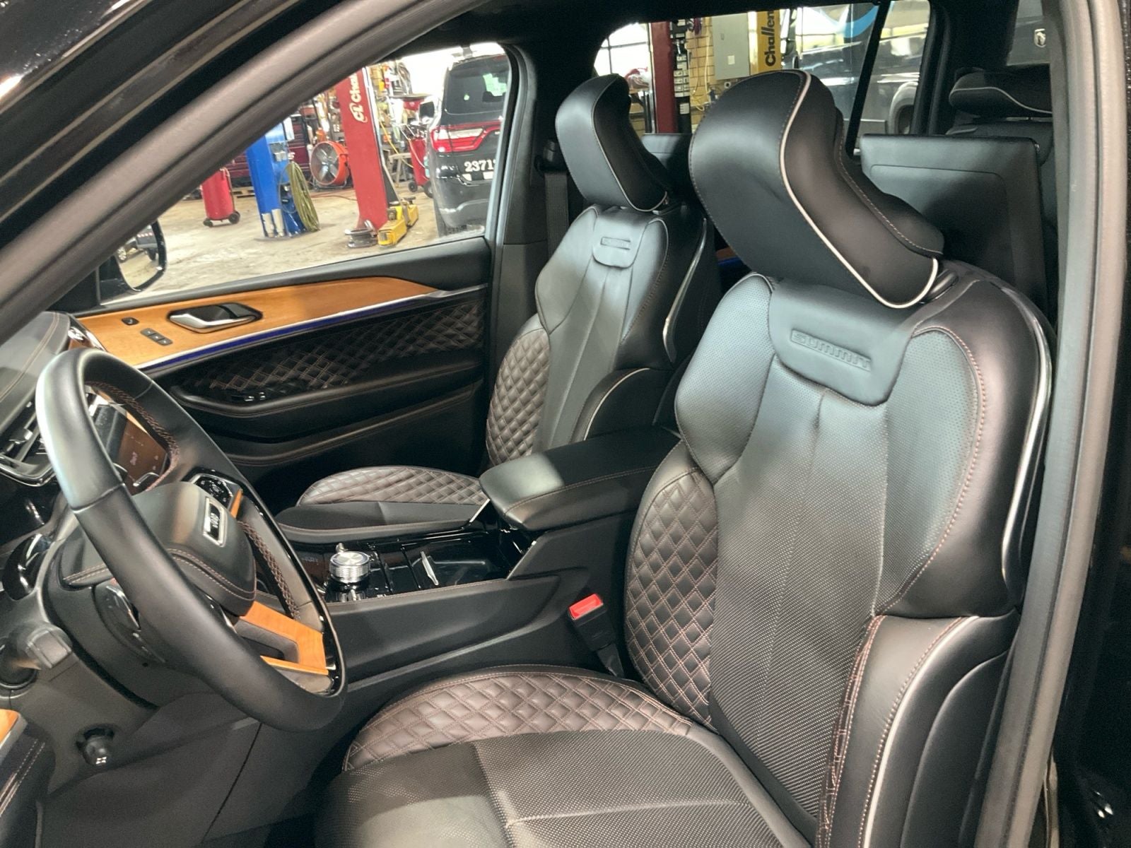2023 Jeep Grand Cherokee L Summit Reserve