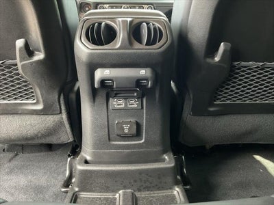 2024 Jeep Wrangler 4-Door Recon