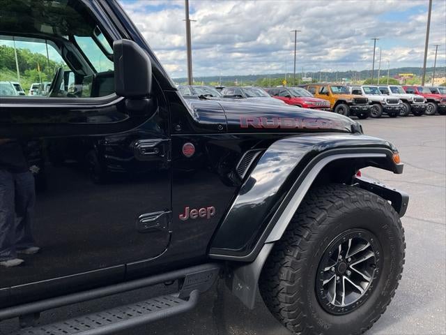 2024 Jeep Wrangler 4-Door Recon