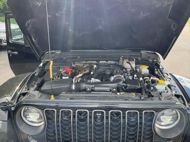 2024 Jeep Wrangler 4-Door Recon