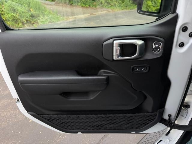 2024 Jeep Wrangler 4-Door Rubicon